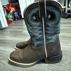 Size 1 youth Durango Boots